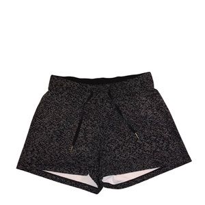 Women’s Lululemon shorts size 6